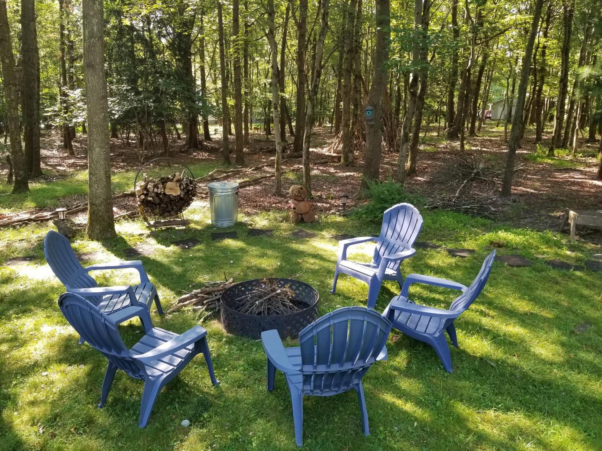 ג'ים ת'ורפ Serenity And Fun All In One In This Cozy Pocono Cabin מראה חיצוני תמונה