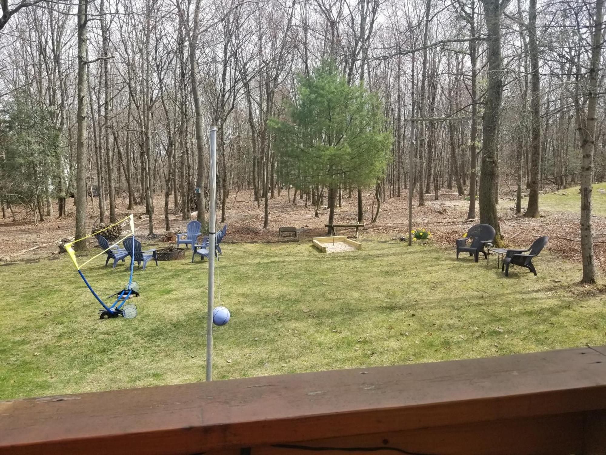 ג'ים ת'ורפ Serenity And Fun All In One In This Cozy Pocono Cabin מראה חיצוני תמונה