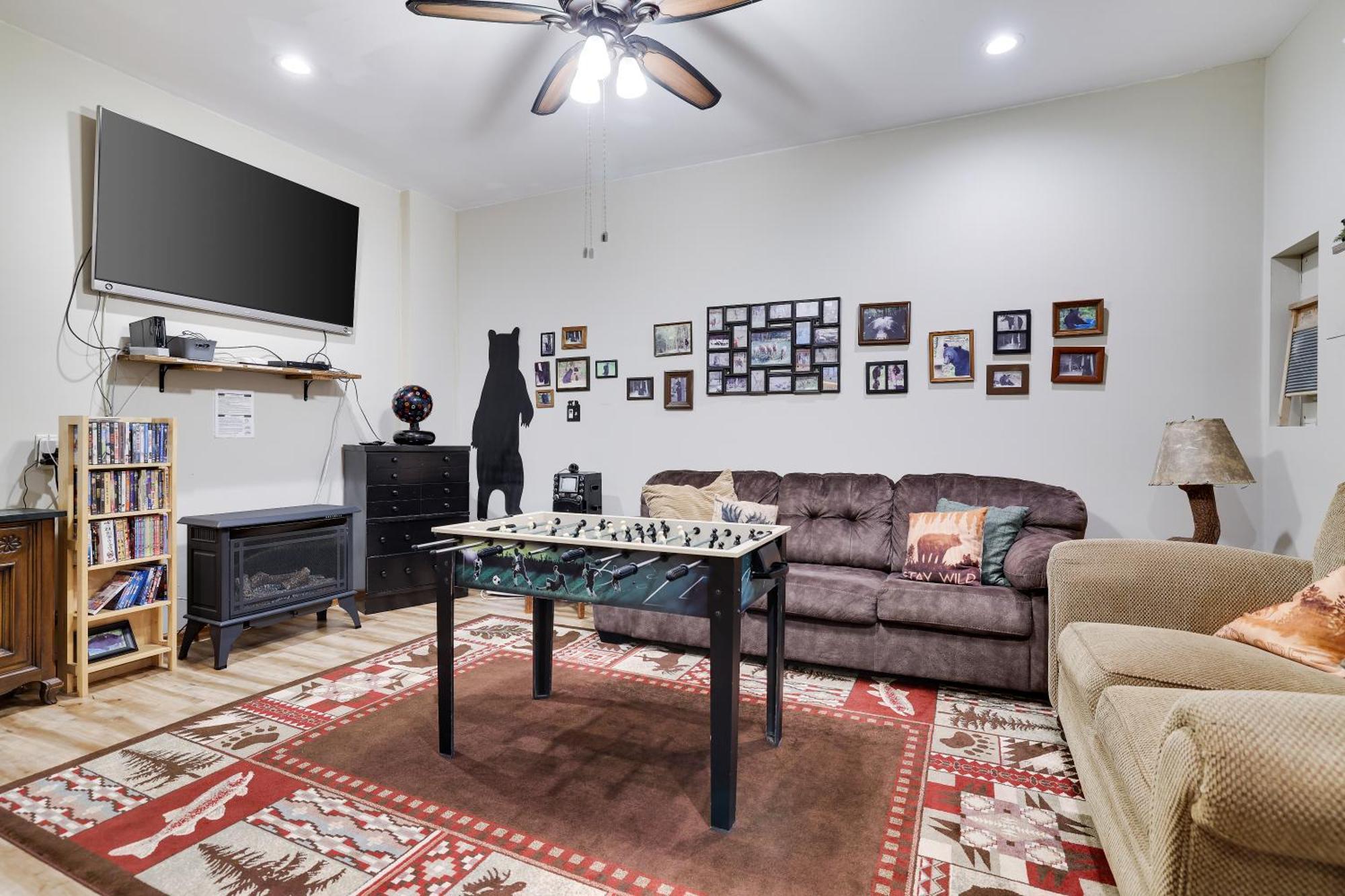 ג'ים ת'ורפ Serenity And Fun All In One In This Cozy Pocono Cabin מראה חיצוני תמונה